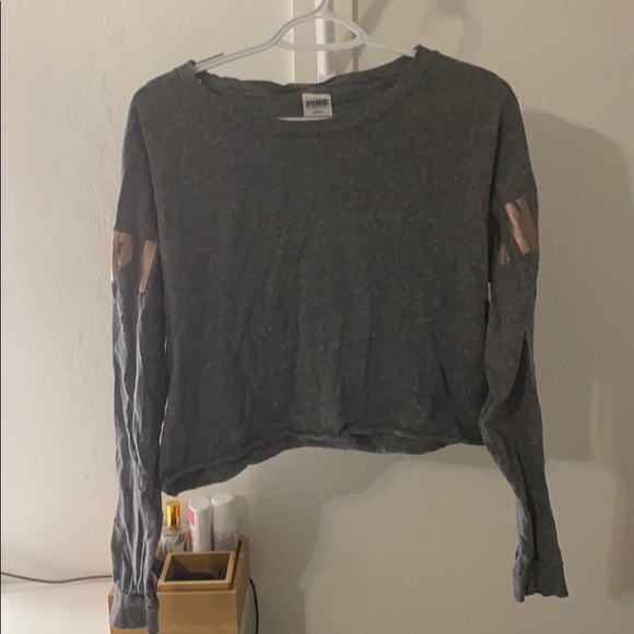 Cropped Gray Sweatshirt - Picture 1 of 2